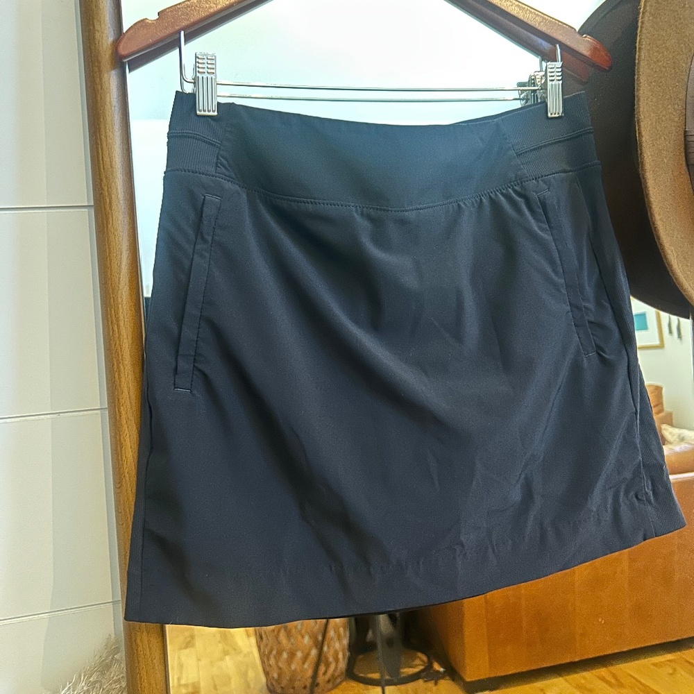Athleta Size 10  Soho Skort Size 10